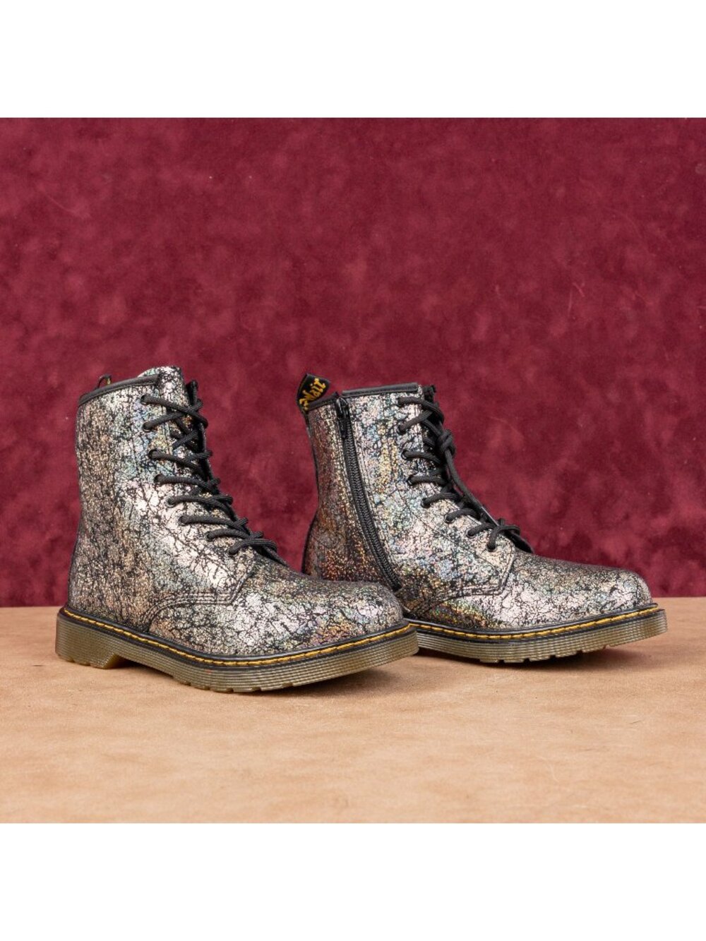 Dr Martens Unisex 1460 Y Sparkle Metallic 8-Eyelet Lace-up Combat Boots M6 W7